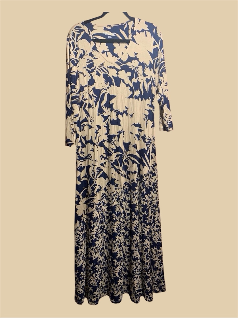 Soft Surroundings Navy and Cream Floral Maxi Dress Size M Excellent Condition